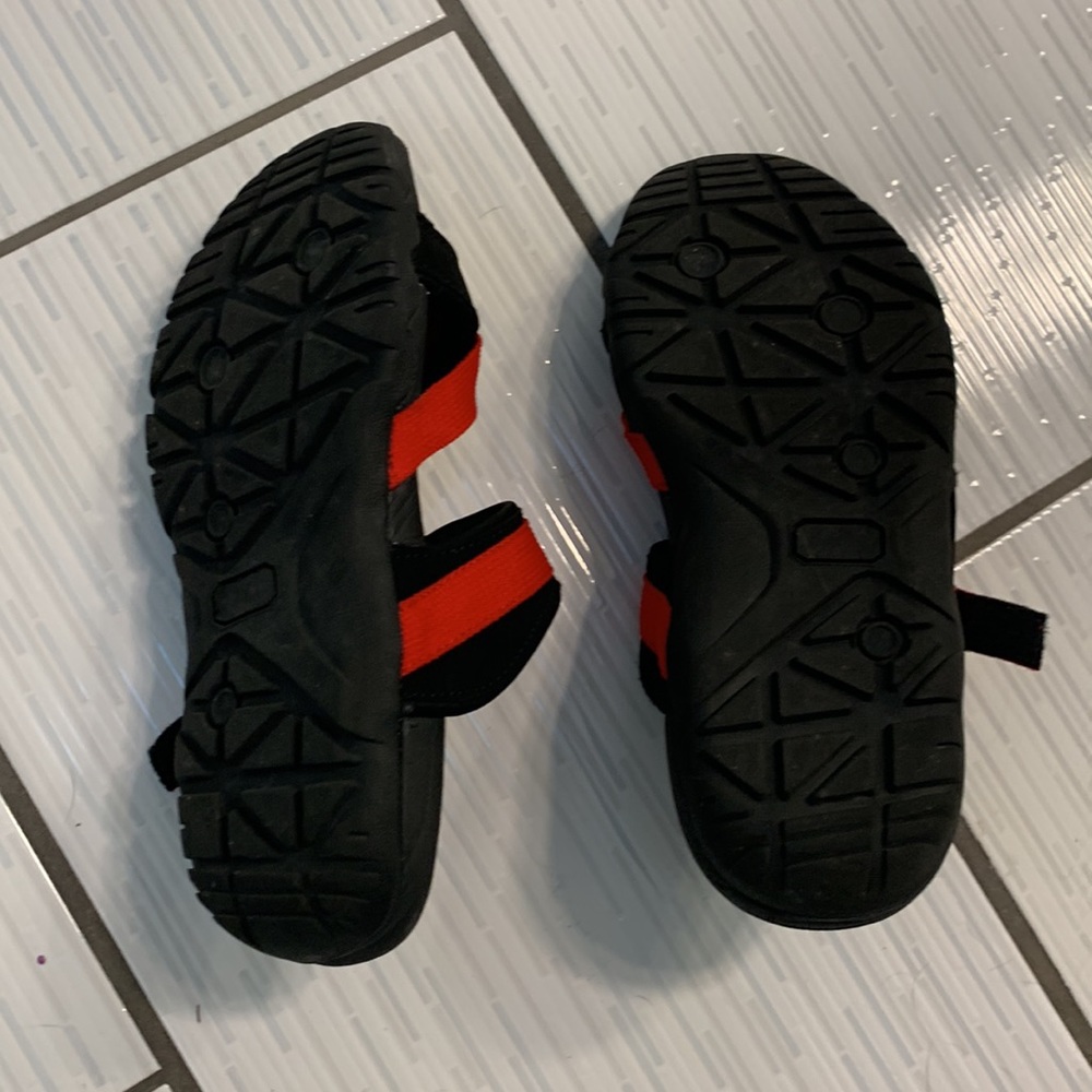 Strike R Sandals - Picture 6 of 8